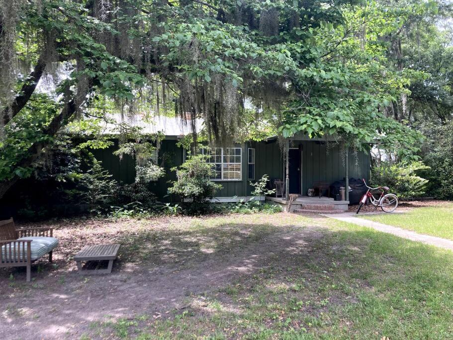 Tucked Away Newly Renovated 2 Bedroom/ 1 Bath Sleeps 8 ビューフォート エクステリア 写真